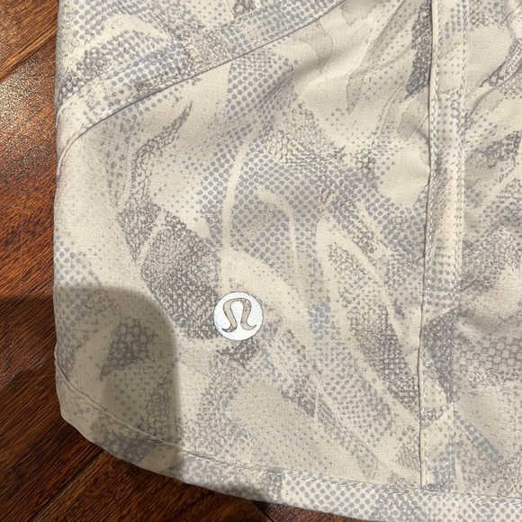 Lululemon White Camo Shorts - Picture 2 of 2